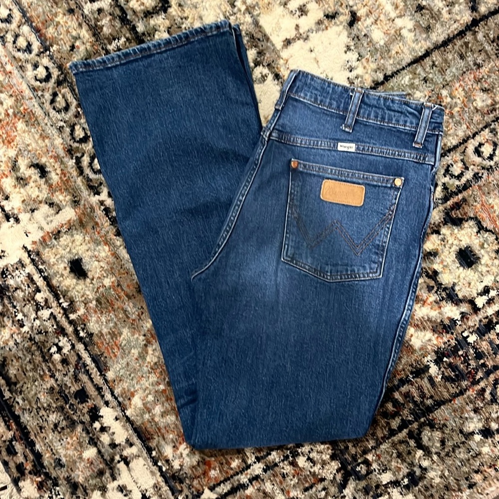Women’s Wrangler Jeans
